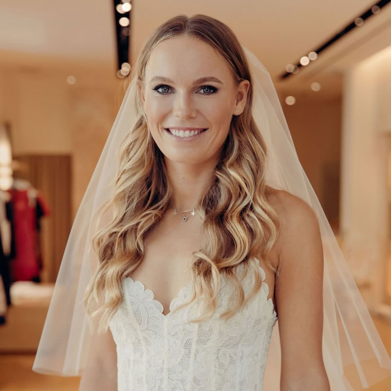 Tennis star Caroline Wozniacki in her Oscar de la Renta wedding gown