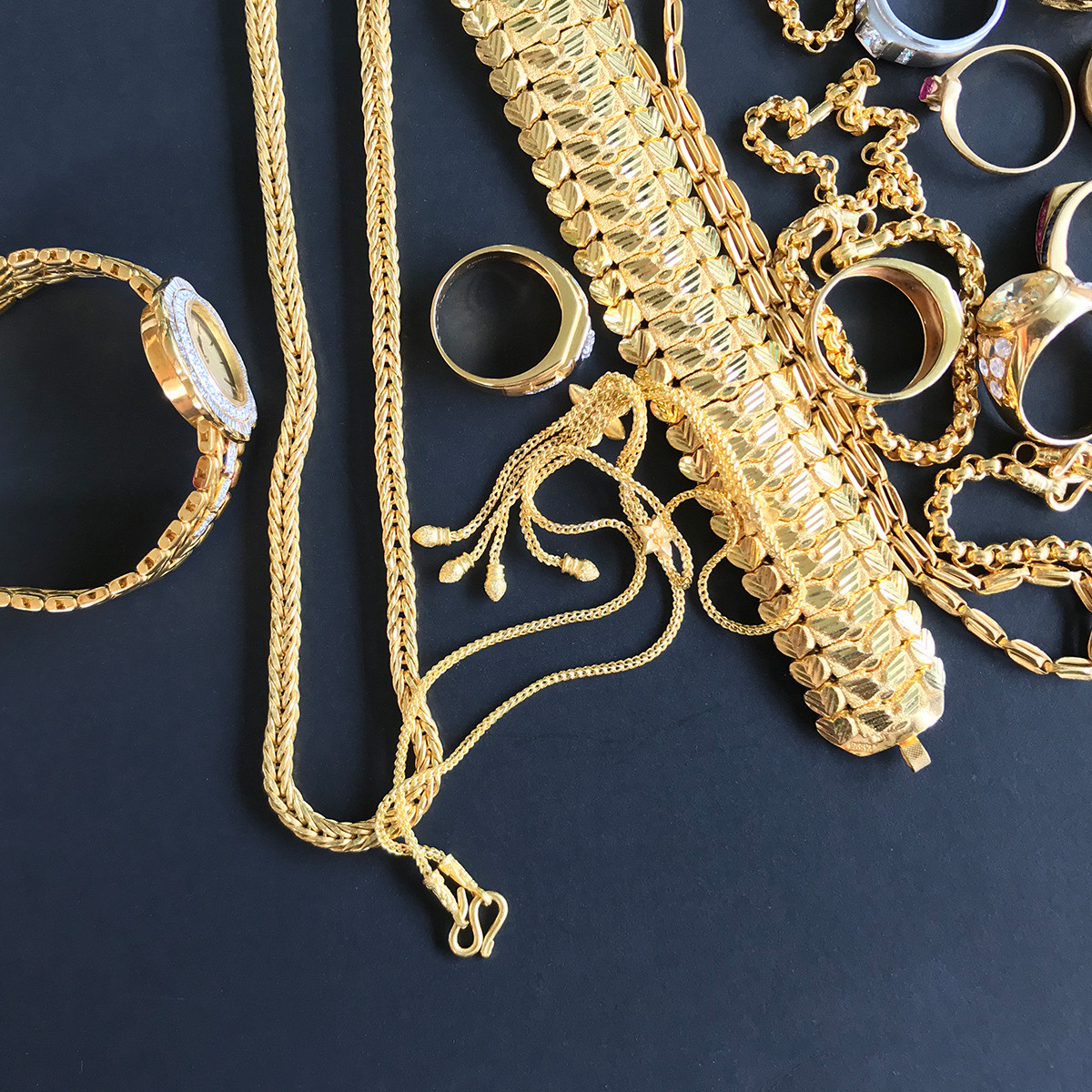 Connoisseurs Jewellery Cleaner Gold Standard in Singapore Jewellery Care